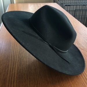 Free People Black Hat